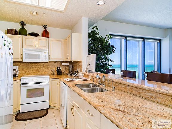 4th image of 1300 Gulf Blvd Unit 501