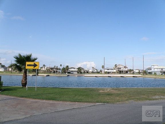 5th image of Kent Dr