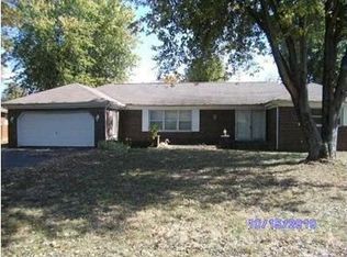 14871 N Fairmont Dr, Edinburgh, IN 46124