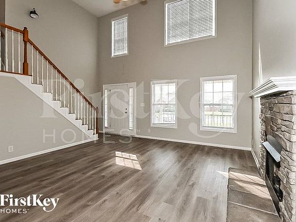 3rd image of 3916 Justene Ct