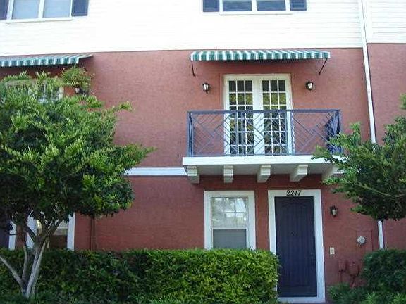 5th image of 2217 NE 9th Avenue #2217