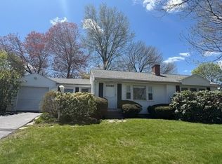 40 Dunster Rd, Framingham, MA 01702