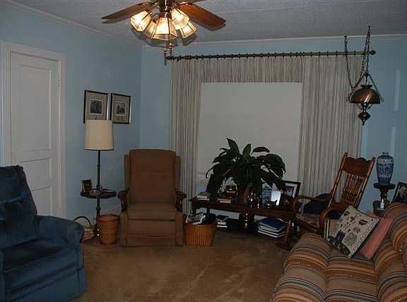 4th image of 216 Highland Dr