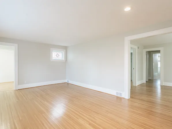 142-144 Carling Rd, Rochester, NY 14610