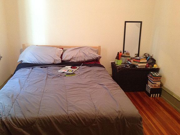 4th image of 223 Buckingham Pl #2
