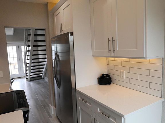 5th image of 818 Cedar St #818