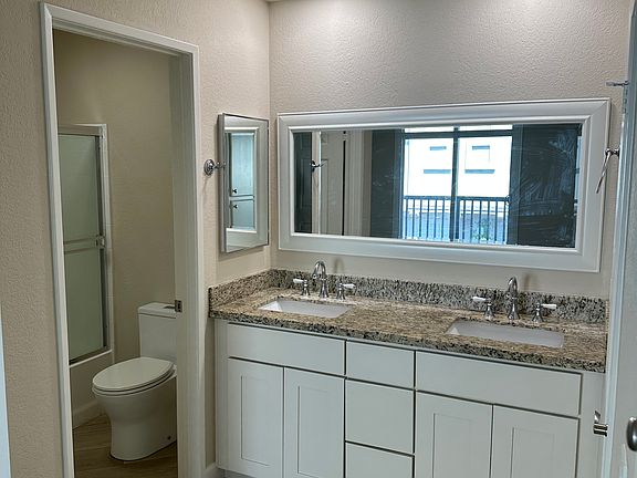 5th image of 2800 Keller Dr APT 225
