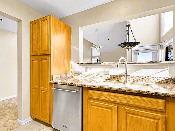 5th image of 31719 Rocky Village Dr APT 408