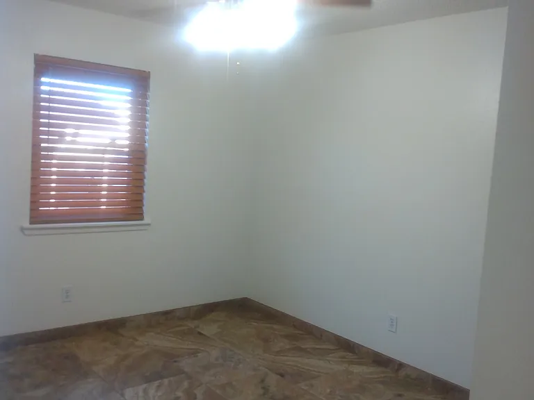 1606 Delano Dr — Photo 8