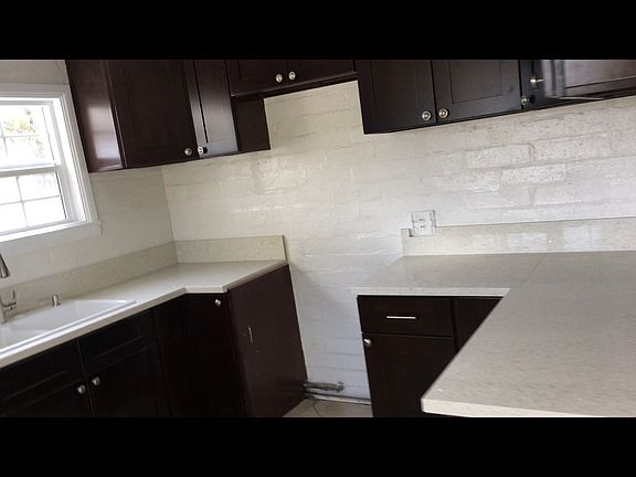 3rd image of 4120 N Mountain Dr