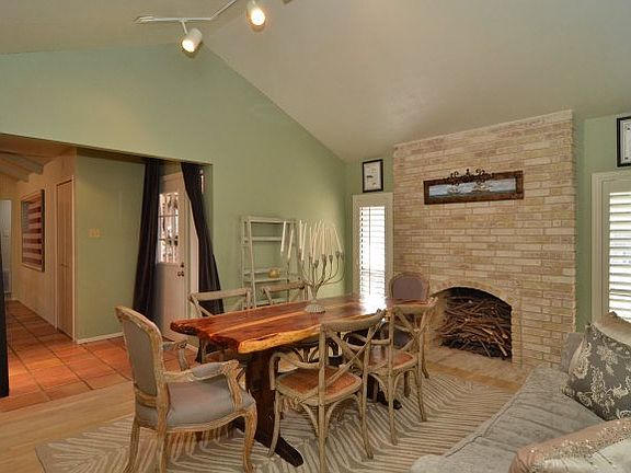 2nd image of 4515 Black Walnut Woods St