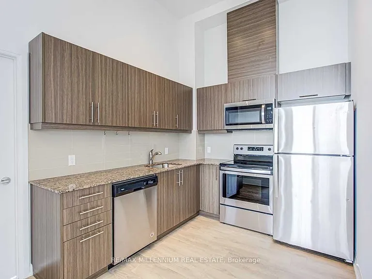30 Meadowglen Pl #2908 — Photo 5