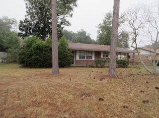 6110 Azalea Rd, Pensacola, FL 32504