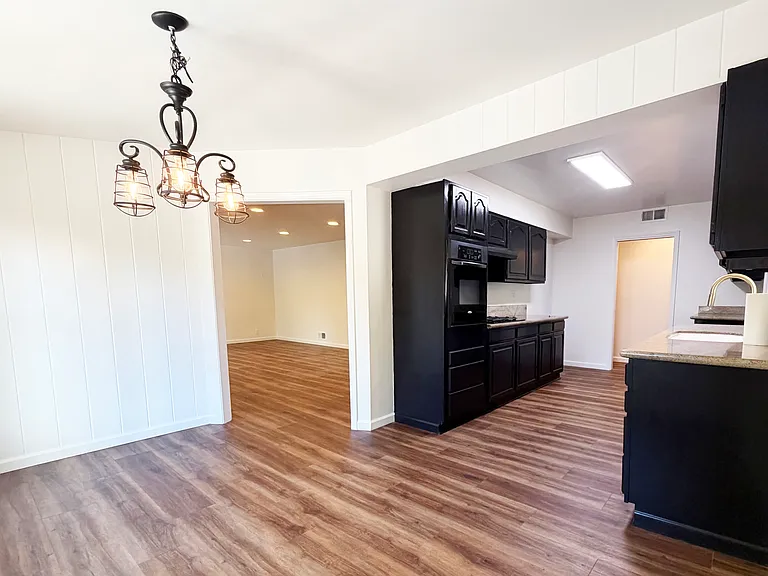 279 Lake Sherwood Dr — Photo 25