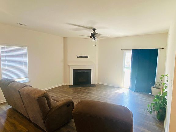 4th image of 162 Wanderlust Ct