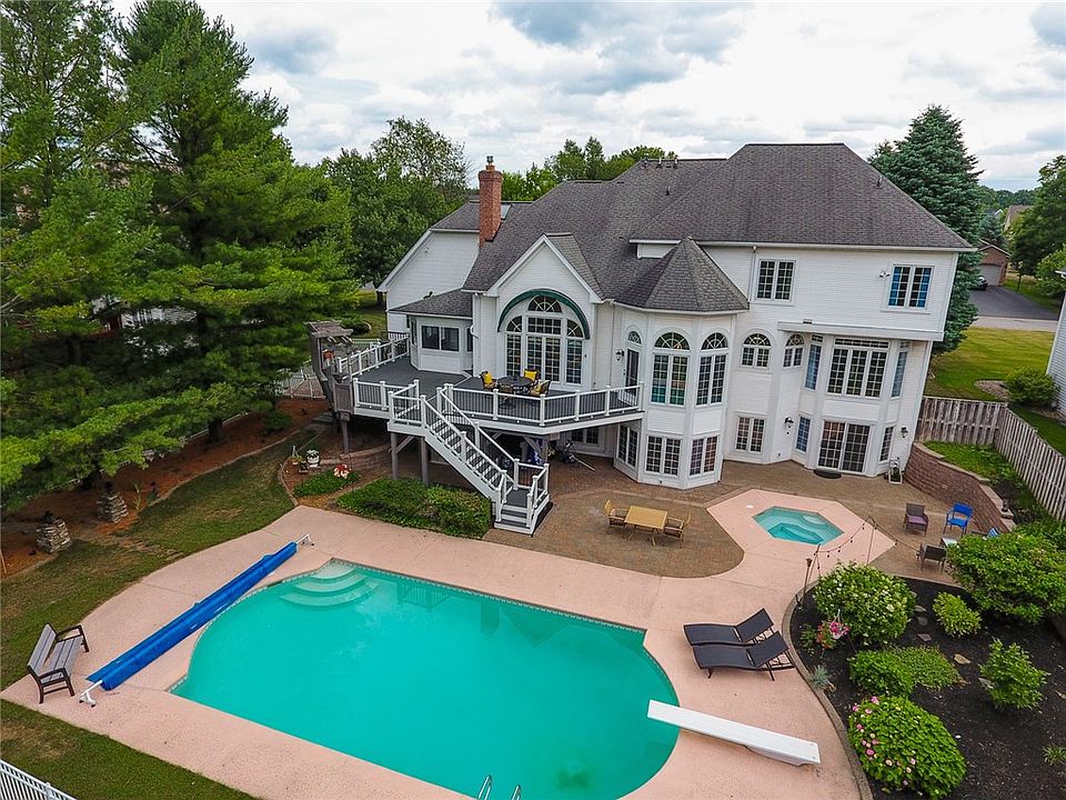 115 Fiddlers Holw, Penfield, NY 14526 Zillow