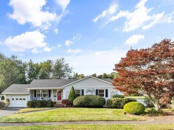 22 Bradley Rd, Danvers, MA 01923