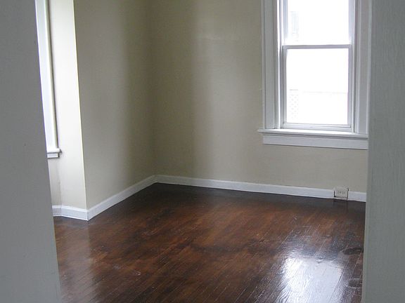 5th image of 22 Bedford St