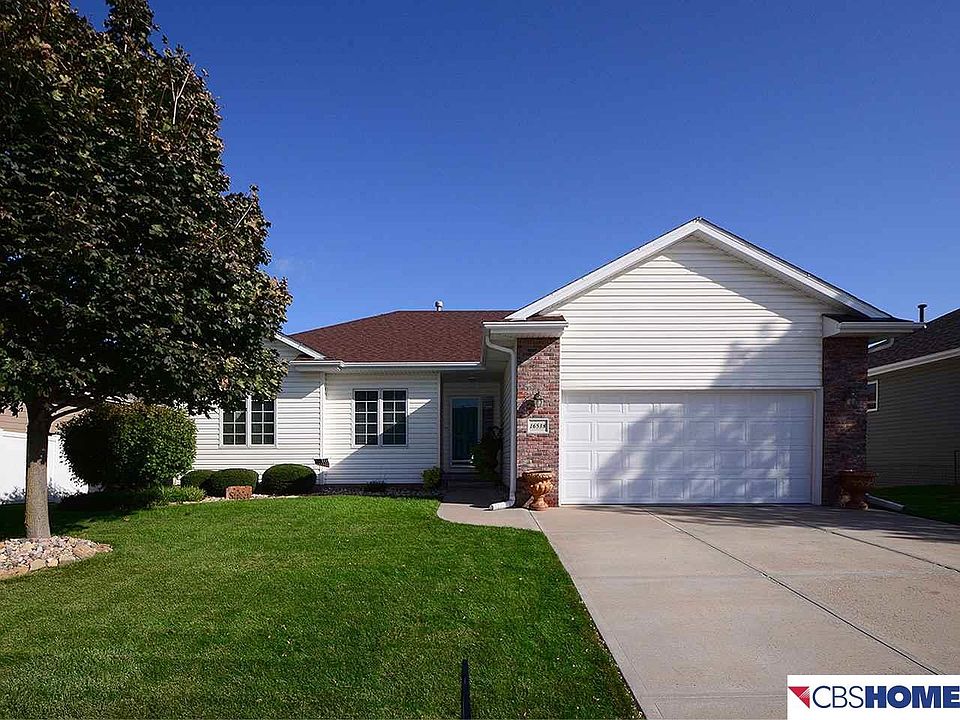 1st image of 16538 Cottonwood St