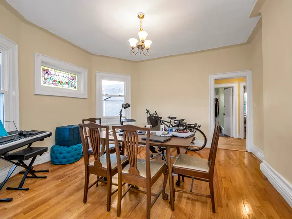 1414 Avenue H image 10 of 25