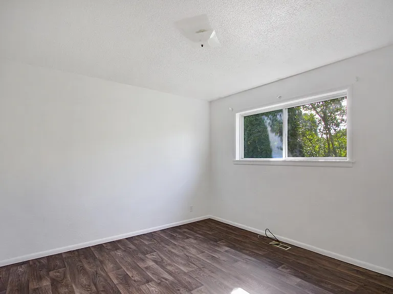 2213 E Thomas St #2213 — Photo 5