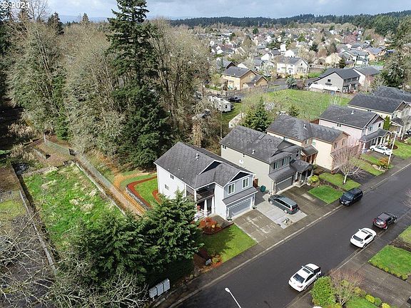 2nd image of 14400 NE 6th Ave
