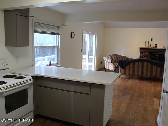 5th image of 8229 Sunset Dr