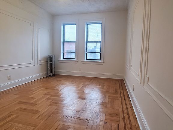 5th image of 2333 30th Ave APT D8