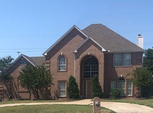 6501 Meadow Lakes Dr, Fort Worth, TX 76180
