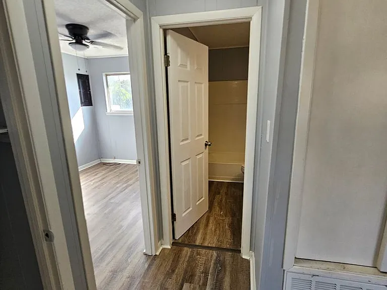 13818 Mail Route Rd — Photo 28