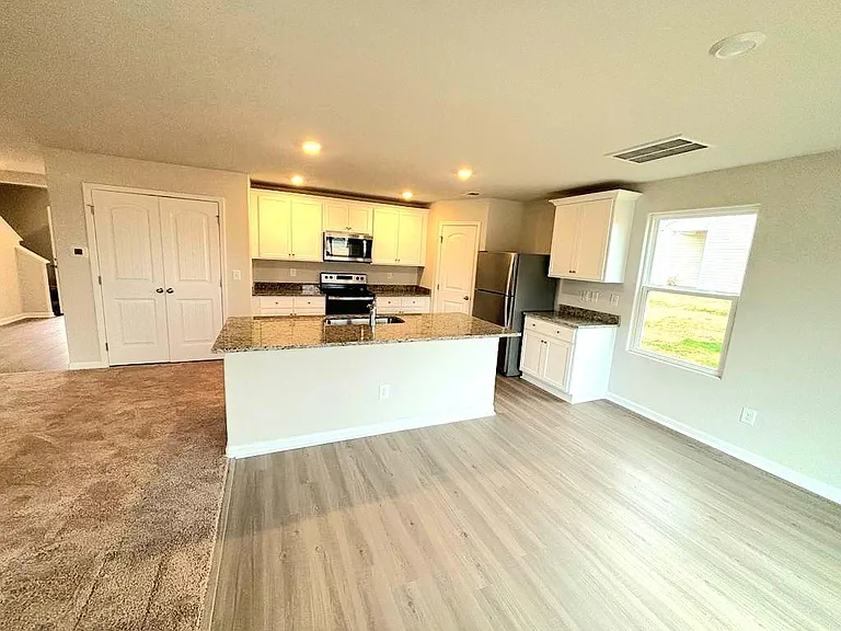 55 Conifer Ln — Photo 6
