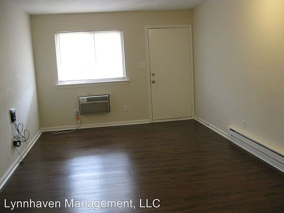 4th image of 1372 W Ocean View Ave APT 202