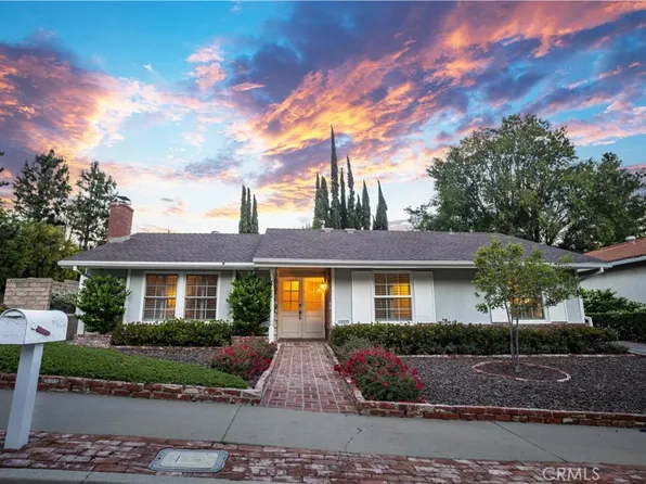 18872 Dylan St, Porter Ranch, CA 91326