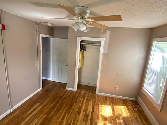 4th image of 15 Riverdale Ave APT 1