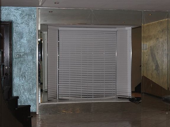4th image of 7655 Bellerive Dr