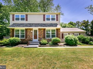 8 Cragmoor Dr, Shamong, NJ 08088