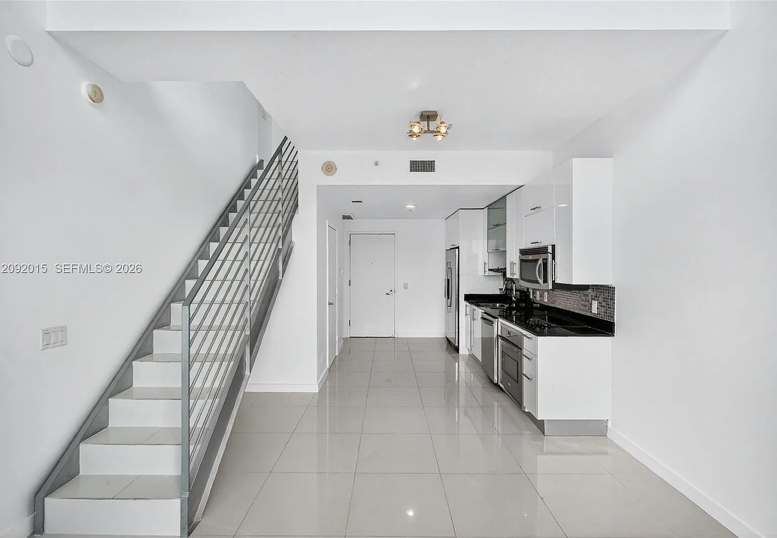 Infinity At Brickell Cond — Photo 2