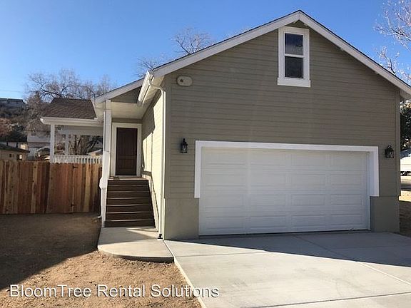 2nd image of 402 S Granite St