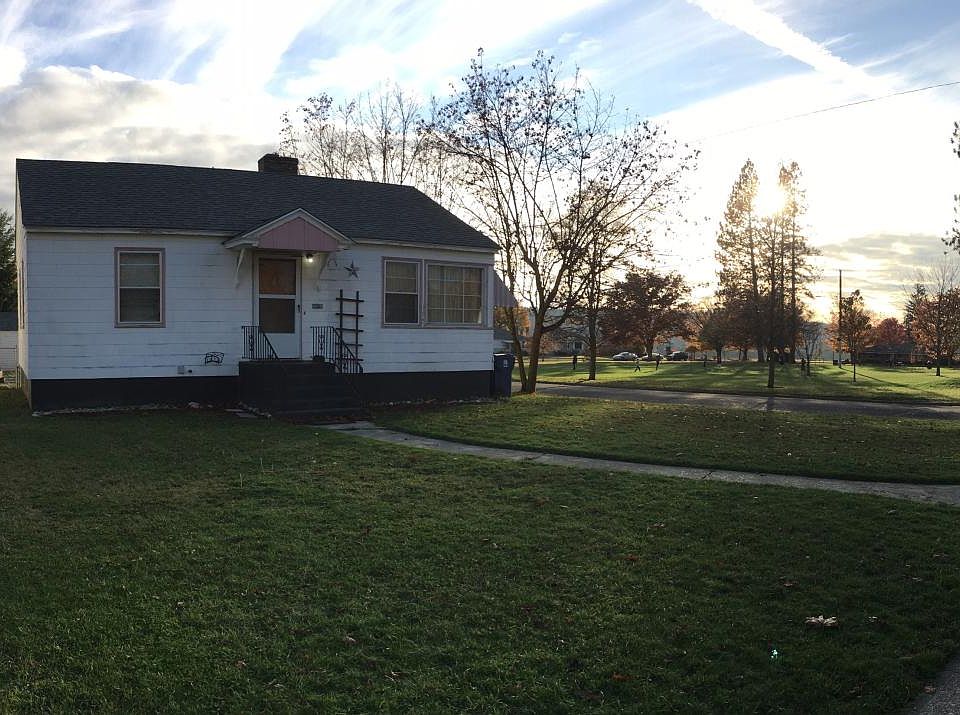 1st image of 3627 W Lacrosse Ave