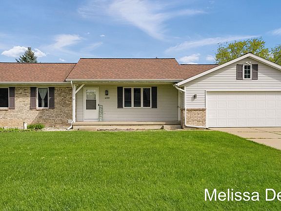2nd image of 4359 Hickory View Ct