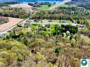 Jefferson St, Lehighton, PA 18235