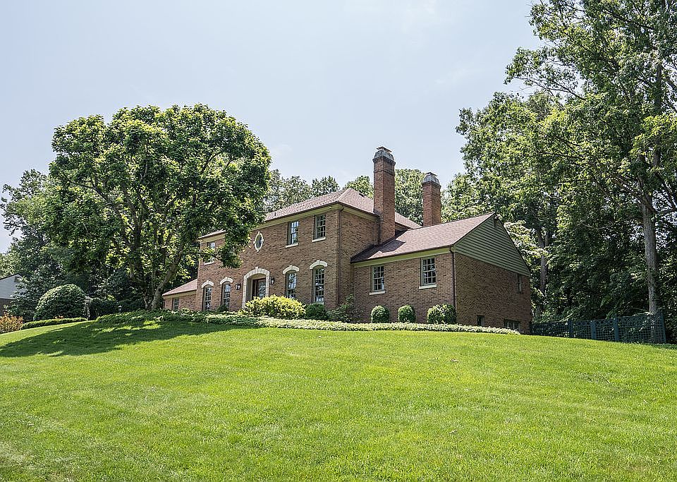 2nd image of 7413 Georgetown Ct