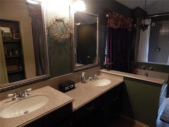 5th image of 5012 Amberdale Dr