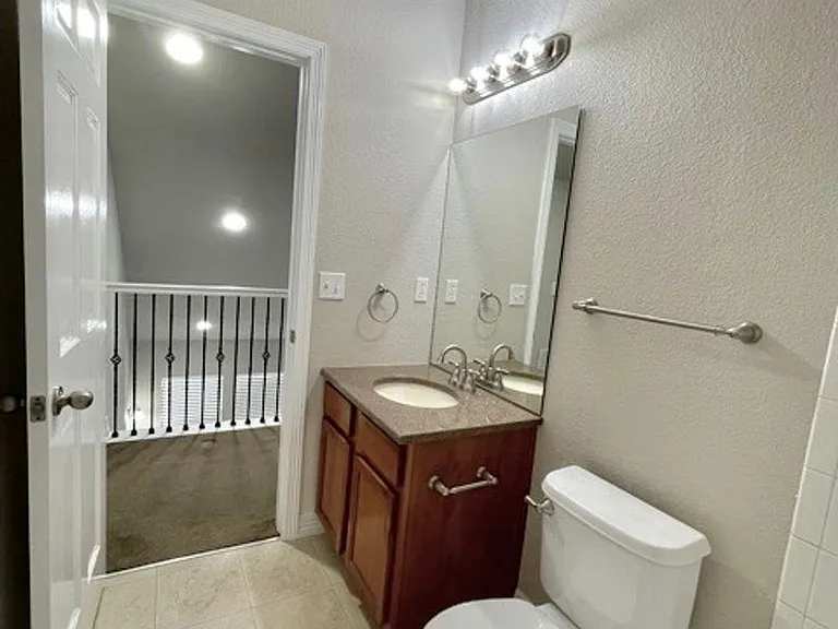 7778 Buckeye Tree Ln — Photo 38