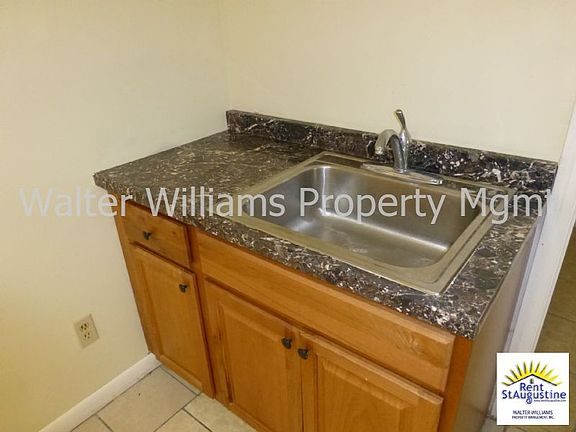 5th image of 12 7th St APT A1