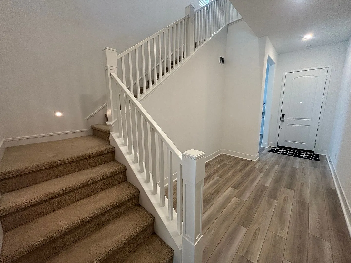Stunning 4-Bedroom Home with Solar, Views, and a Tesla Backup in Valencia! — Photo 3