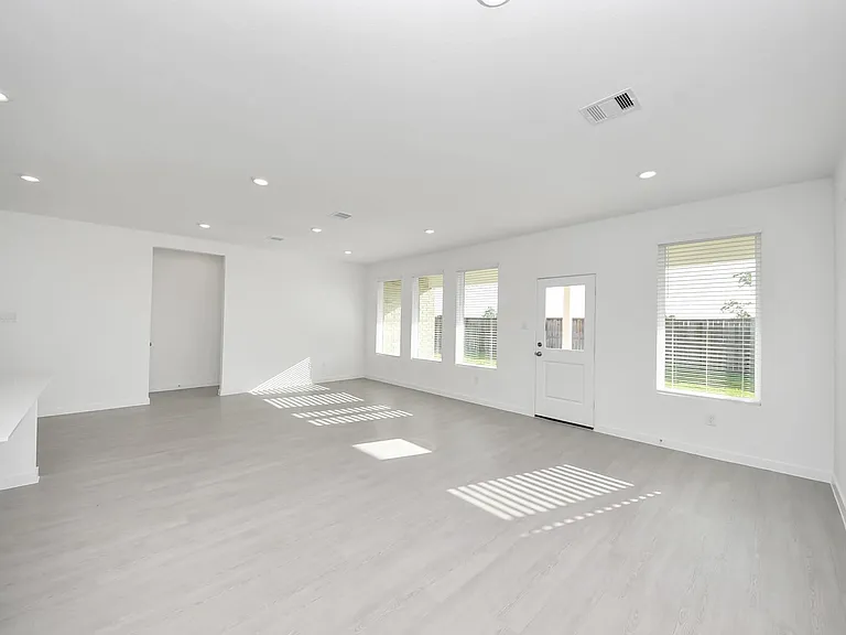 16219 Chestnut Haven Ln — Photo 10