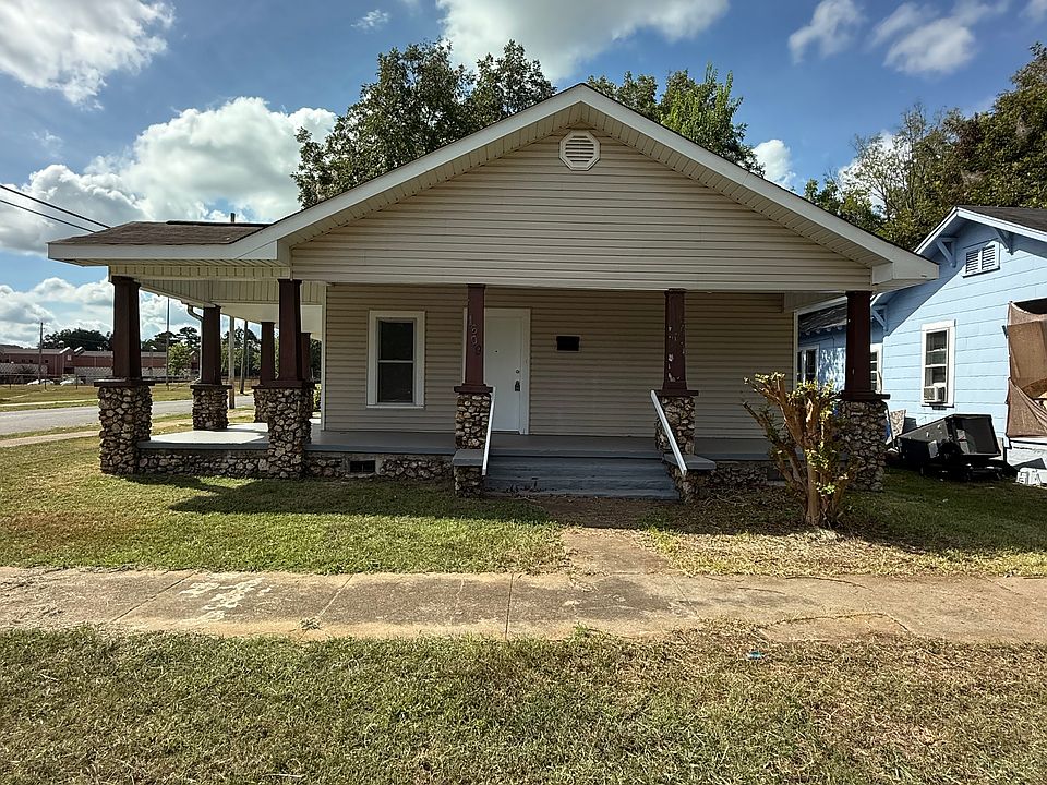 1st image of 1609 48th St