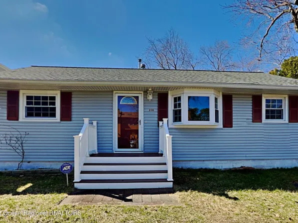 208 Mckinley Court, Brick, NJ 08724
