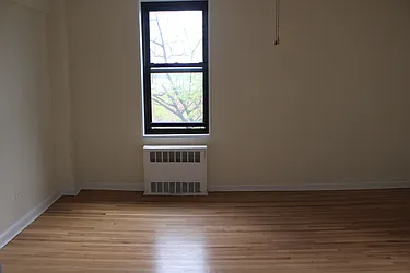 Sold by Thomas Lipovetsky, LREB